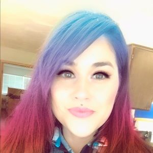 Meet your Posher, Allie